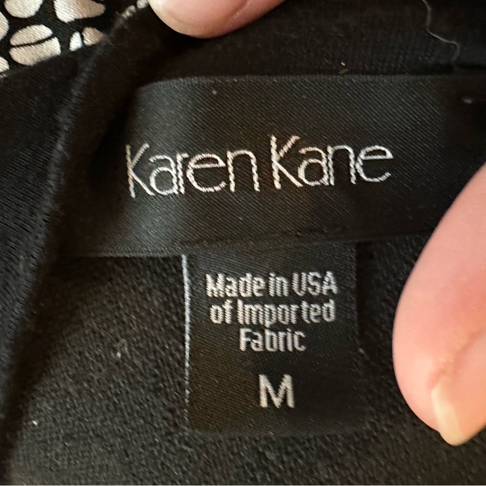 Karen Kane Black and White Coffee Bean Print Stretch Handkerchief Hem Tunic Top - Picture 6 of 6